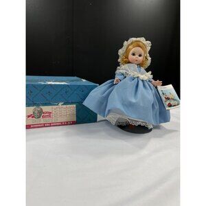 Madame Alexander SKU 7829 United States 559 Doll